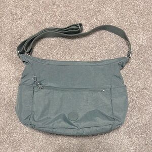 Kipling crossbody purse
